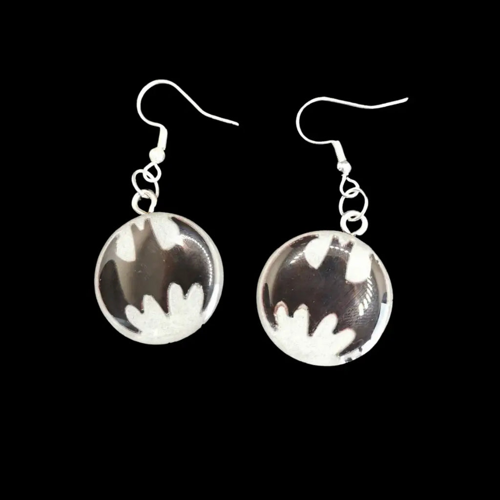 Amazon.com: DC Comics Jewelry, Batman Silver Plated Logo Stud Earrings:  Clothing, Shoes & Jewelry