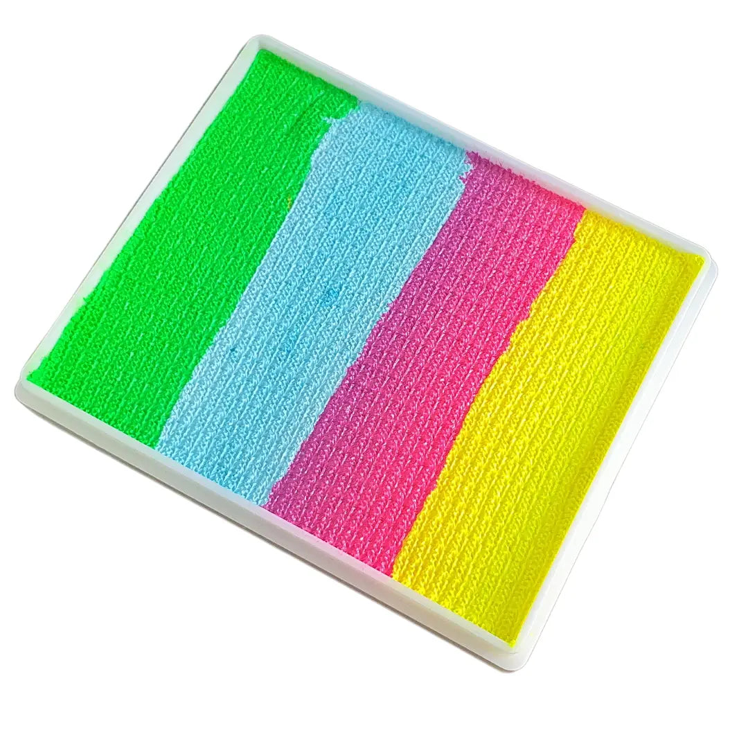  Buy Bit Above a Beginner Face Paint Kit Large and professional face & body paint for beginners in Australia. Where to buy face paint near me. 