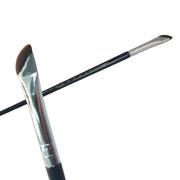 Buy Detailer Dagger Brush and professional face & body paint for beginners in Australia. Where to buy face paint near me.