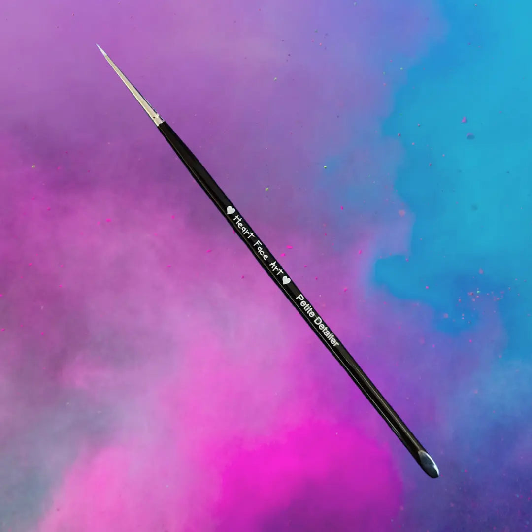 Buy Heart Face Art Brush NEW Petite Detailer and professional face & body paint for beginners in Australia. Where to buy face paint near me.