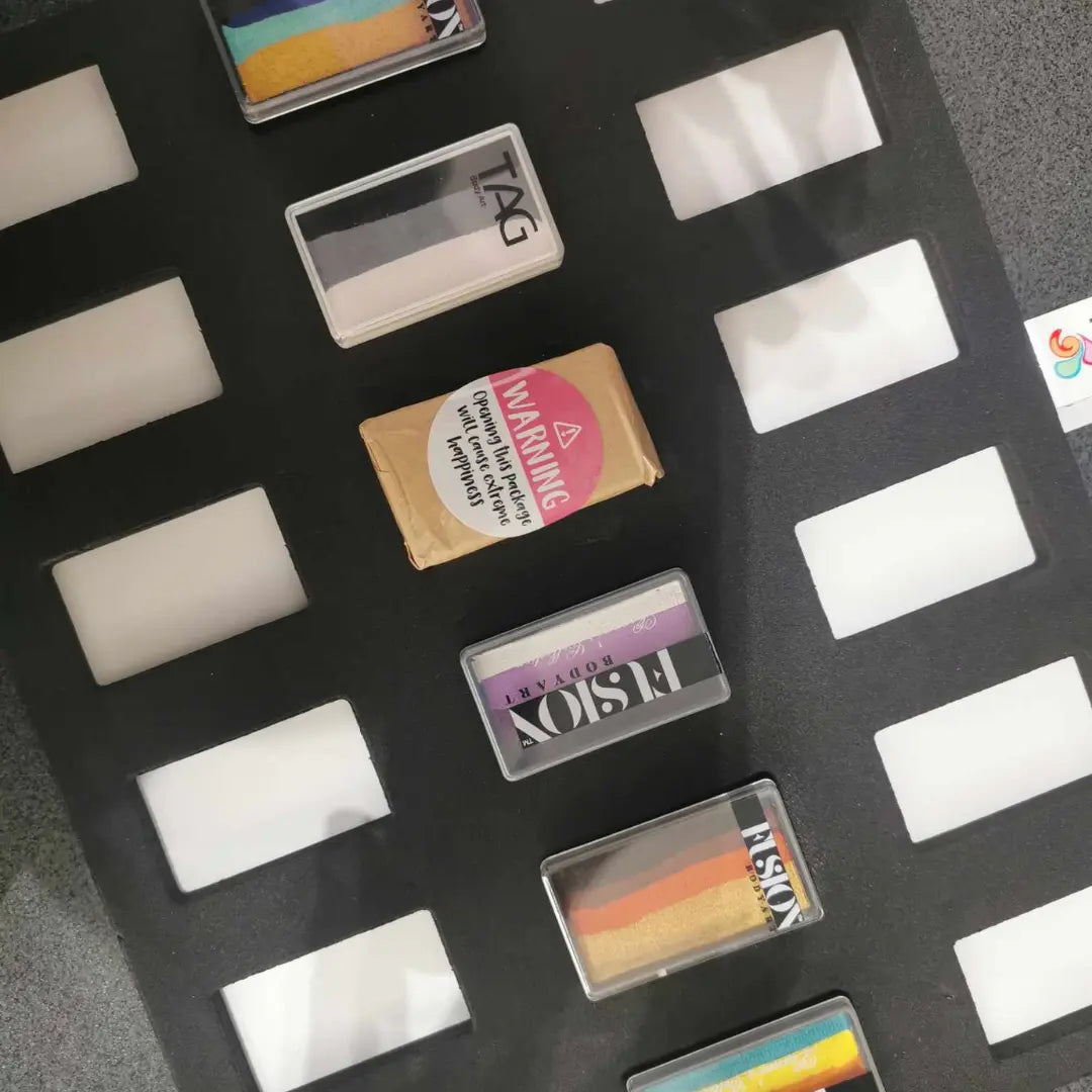 Mystery Face Painting Splitcake!