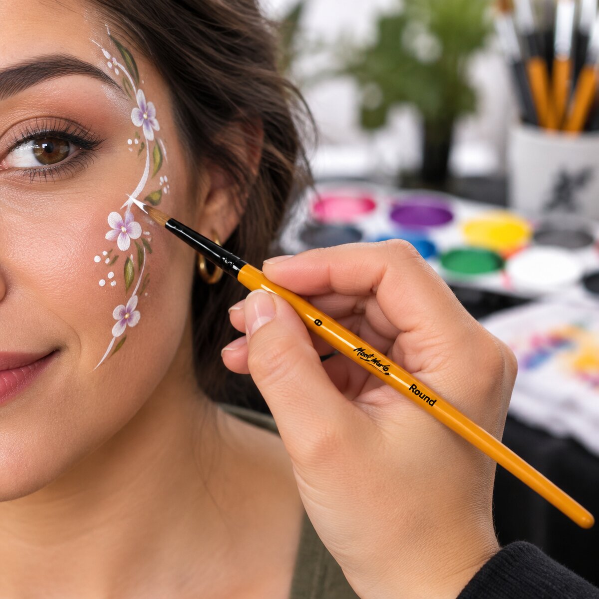 Mont Marte Round Brush No.8 being used for face painting detail work and linework