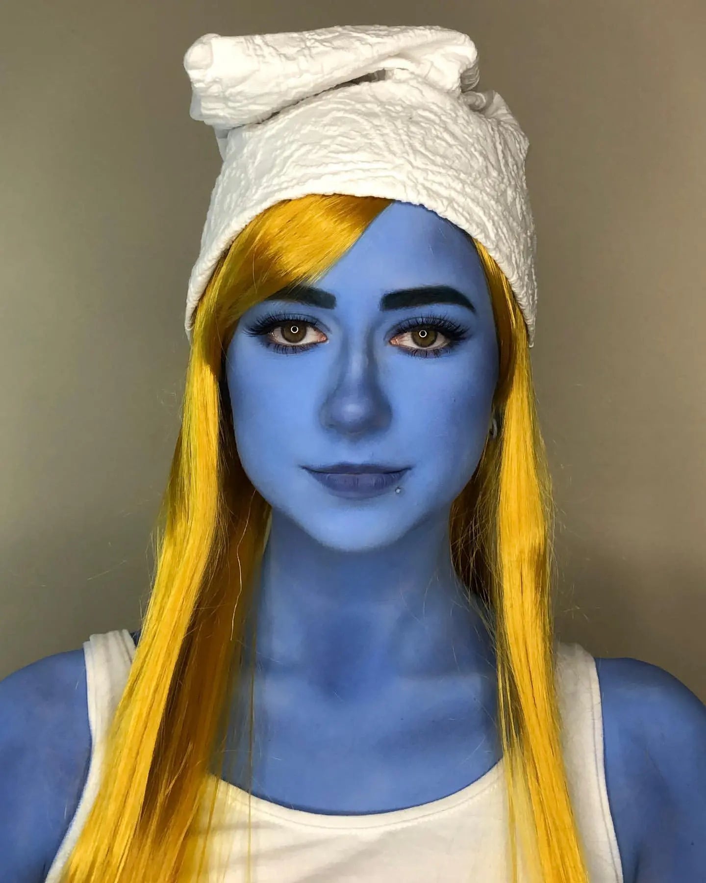  Buy Diamond FX 30g Face Paint Cake - Essential Blue and professional face & body paint for beginners in Australia. Where to buy face paint near me. 